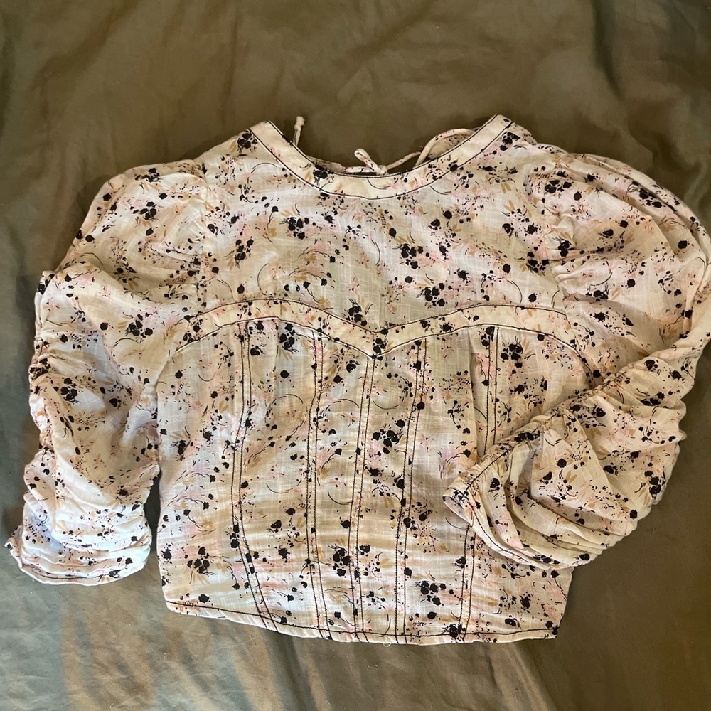 GORGEOUS Free People Cottagecore Crop